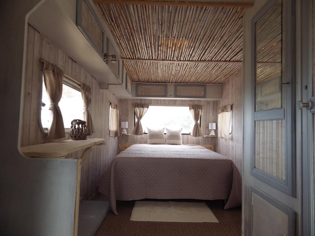 La Cera Farm Camping B&B Санта Тереза Галура Екстериор снимка