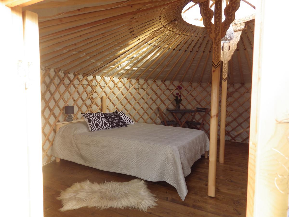 La Cera Farm Camping B&B Санта Тереза Галура Екстериор снимка